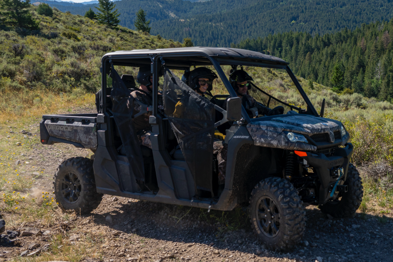 Buggy Uforce 1000 Xl Campo De Tierra Andorra